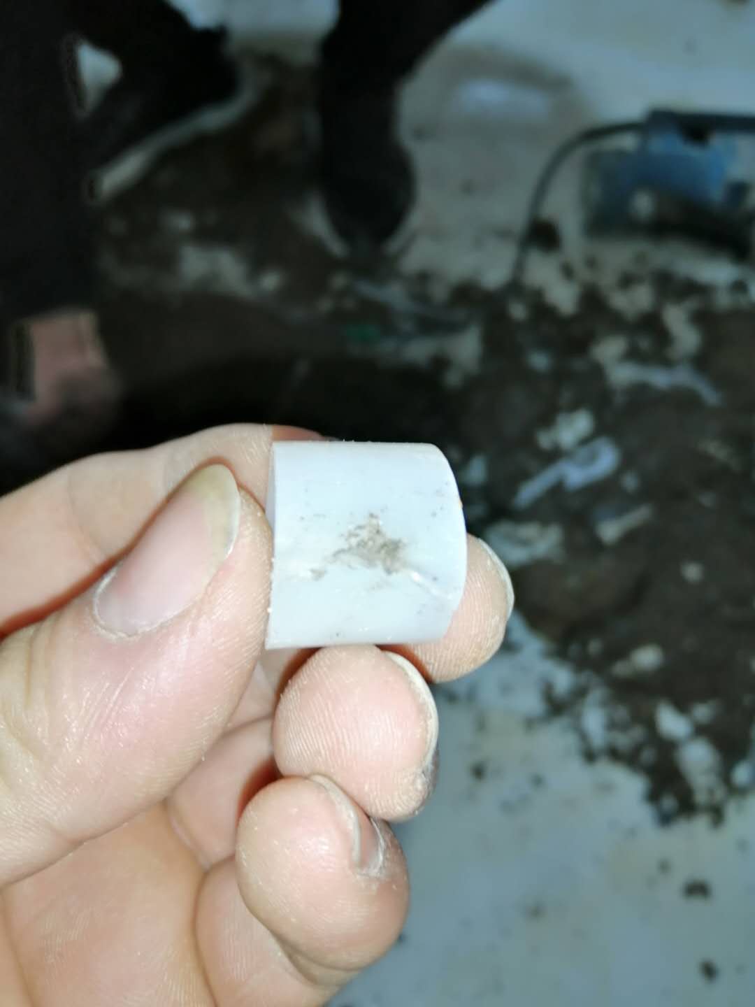 费县家里地暖漏水了怎么办？